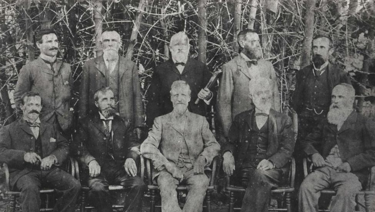 Old photo of Redcliffe's Divisional Board 1900